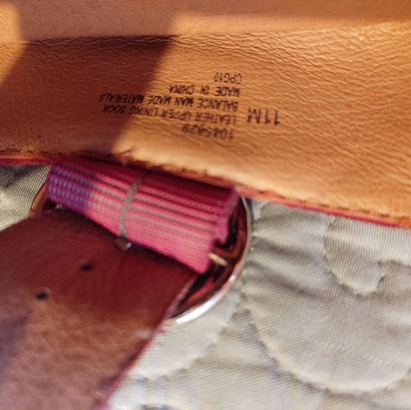 Sofft Burgundy Mary Janes size 11 - Picture 4 of 5